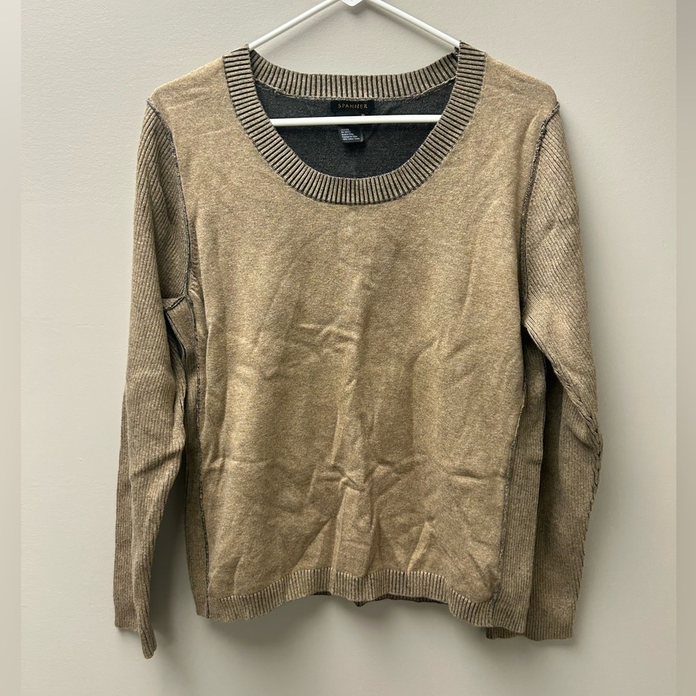 Spanner Women’s Tan Knit Ribbed Sleeve Sweater‎
